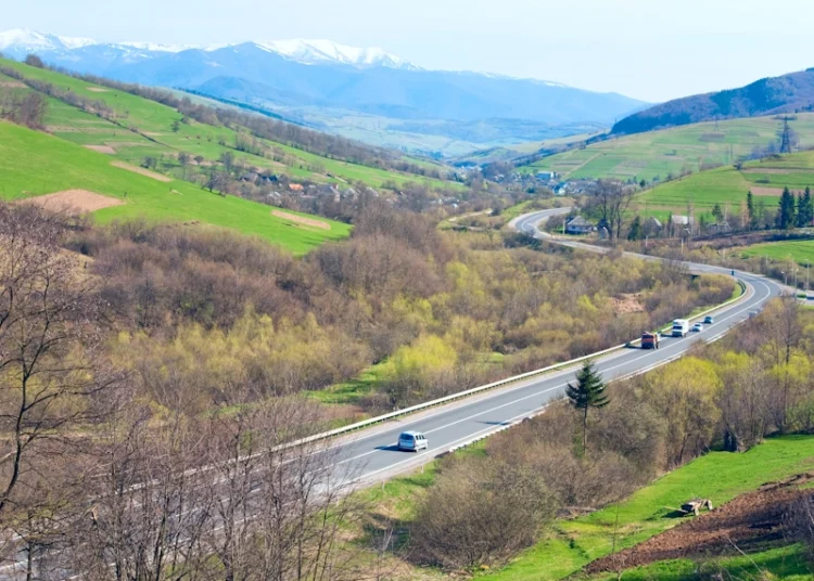 tankolás és dízelár, miért jönnek a román fuvarozók?