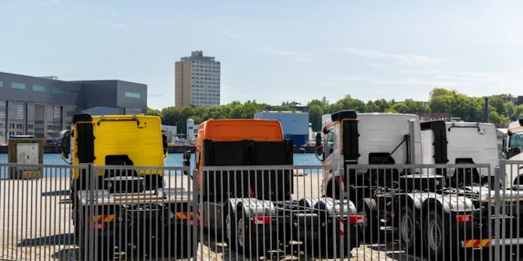 Útdíjak és költségek miatt tiltakoznak a fuvarozók