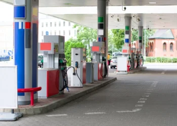 Üzemanyagár és dízeladó 2026: mire számítsanak a fuvarozók?