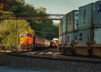 Intermodális fordulat, vasúti fékkel