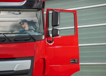 Túlóra és tachográf: nő a peres kockázat